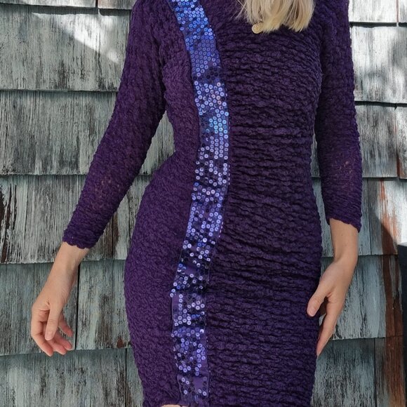 Backless dress - Picture 3 of 6